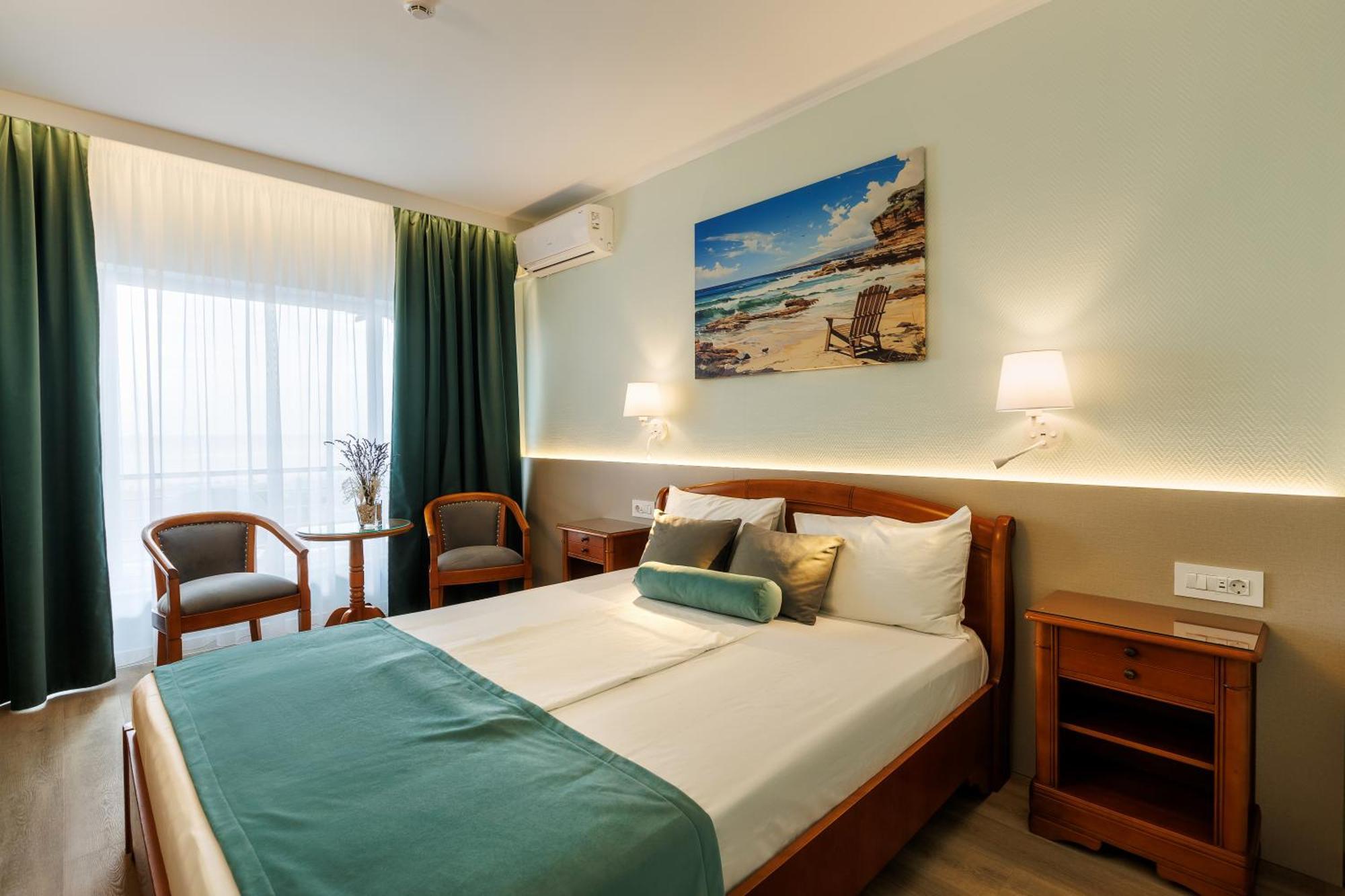 Hotel Comandor Mamaia Exteriör bild