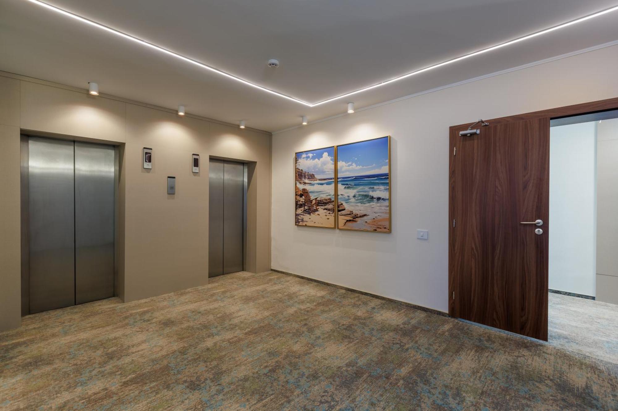 Hotel Comandor Mamaia Exteriör bild