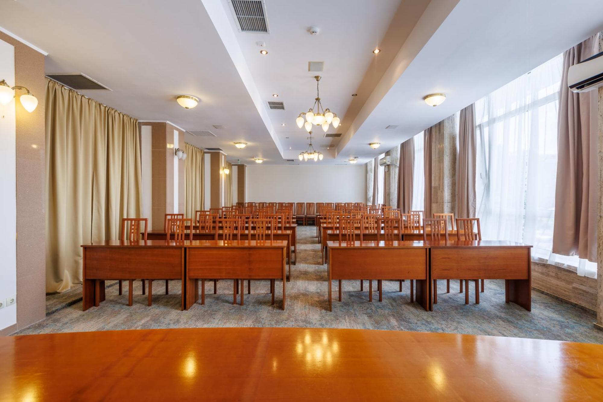 Hotel Comandor Mamaia Exteriör bild